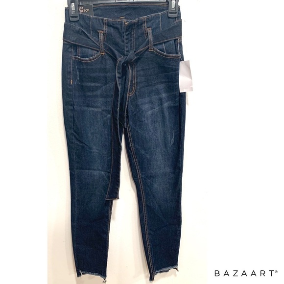 Tinseltown Juniors' Step-Hem Skinny Jeans Indigo Sz: 3/27 - Picture 2 of 9